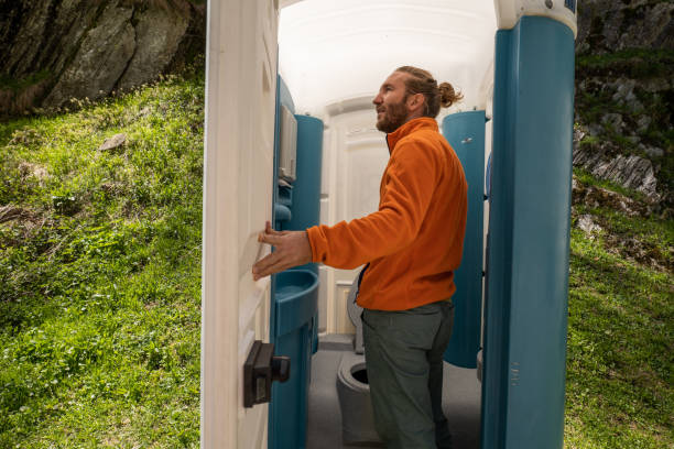 Portable Toilet Options We Offer in Cedar Hill, MO
